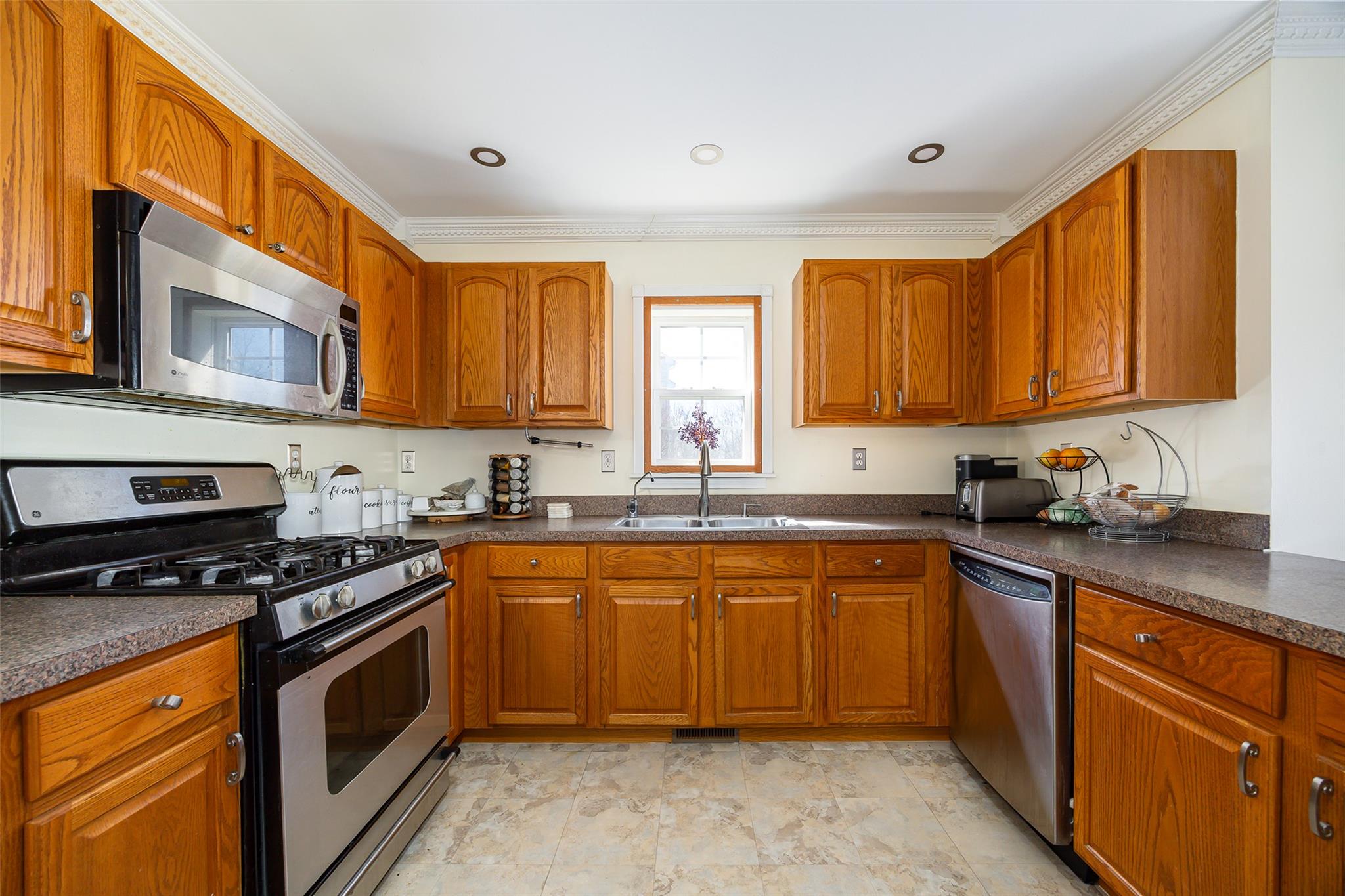 4701 Ridgecrest Drive, Wappingers Falls, New York image 11