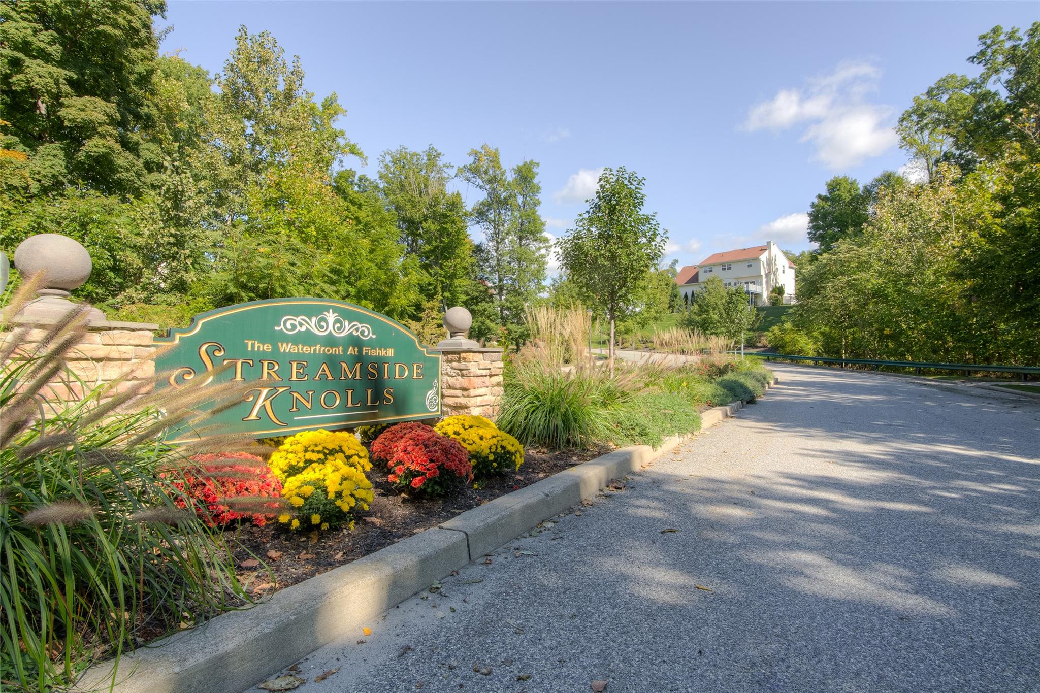 4701 Ridgecrest Drive, Wappingers Falls, New York image 2