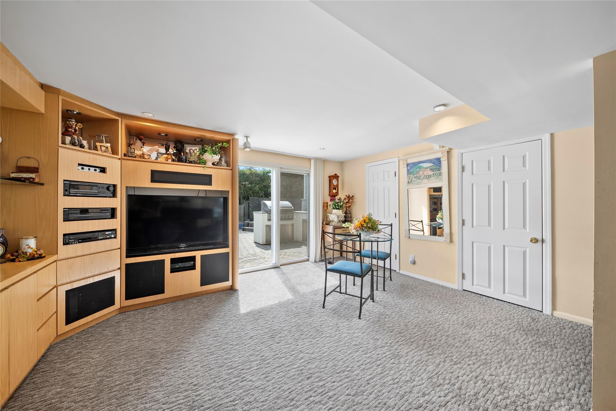 1346 Milanna Lane, Wantagh, New York image 23