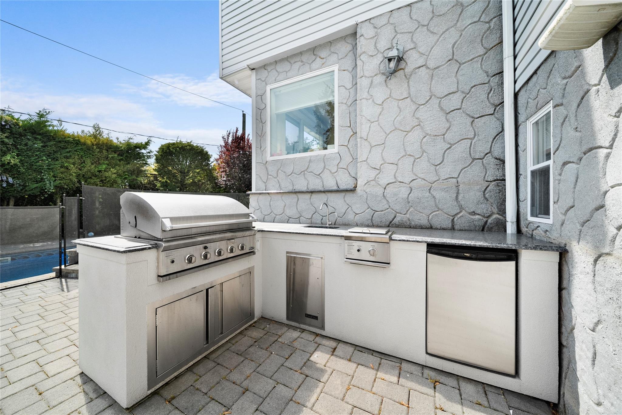 1346 Milanna Lane, Wantagh, New York image 13