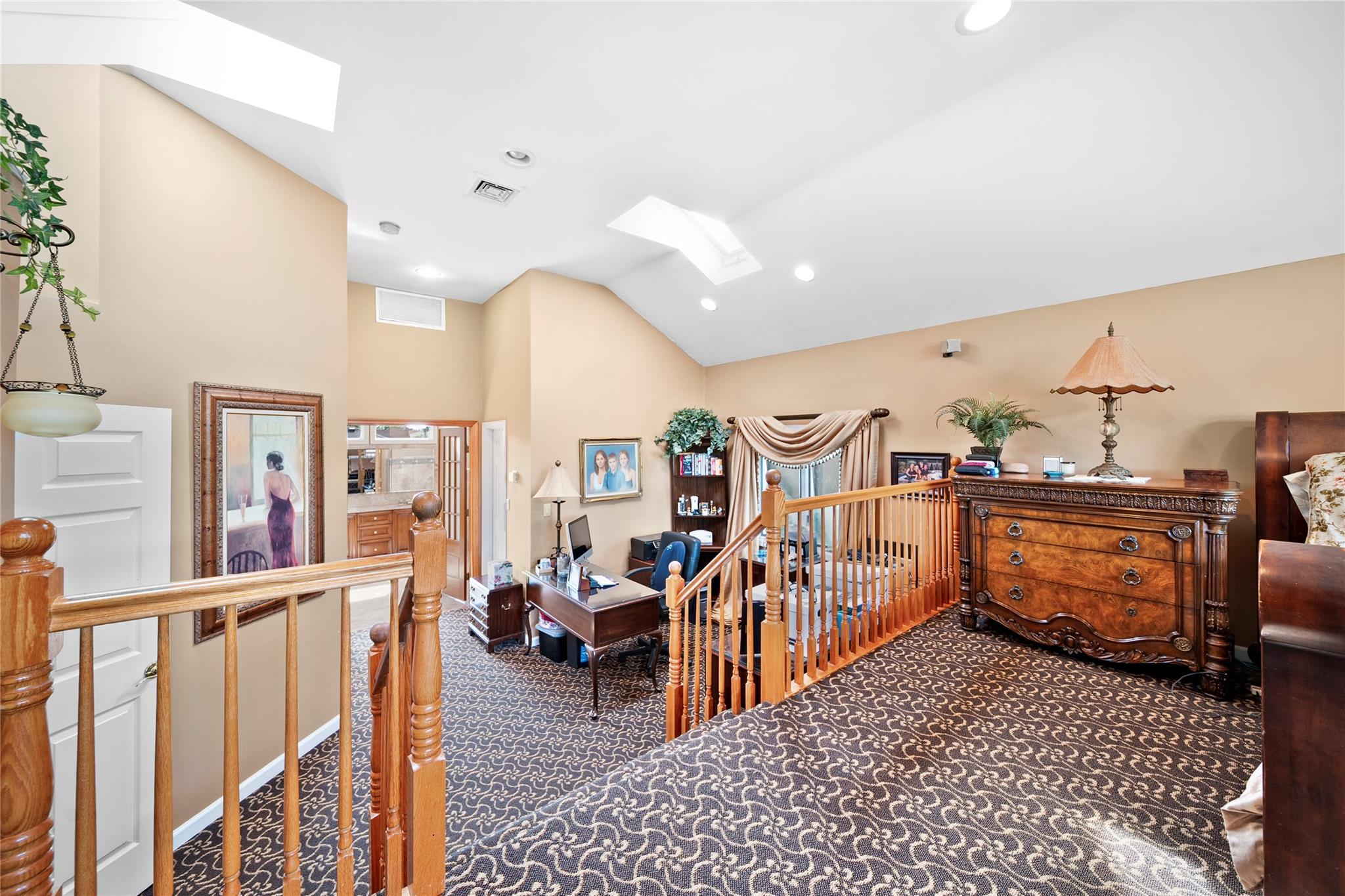1346 Milanna Lane, Wantagh, New York image 9