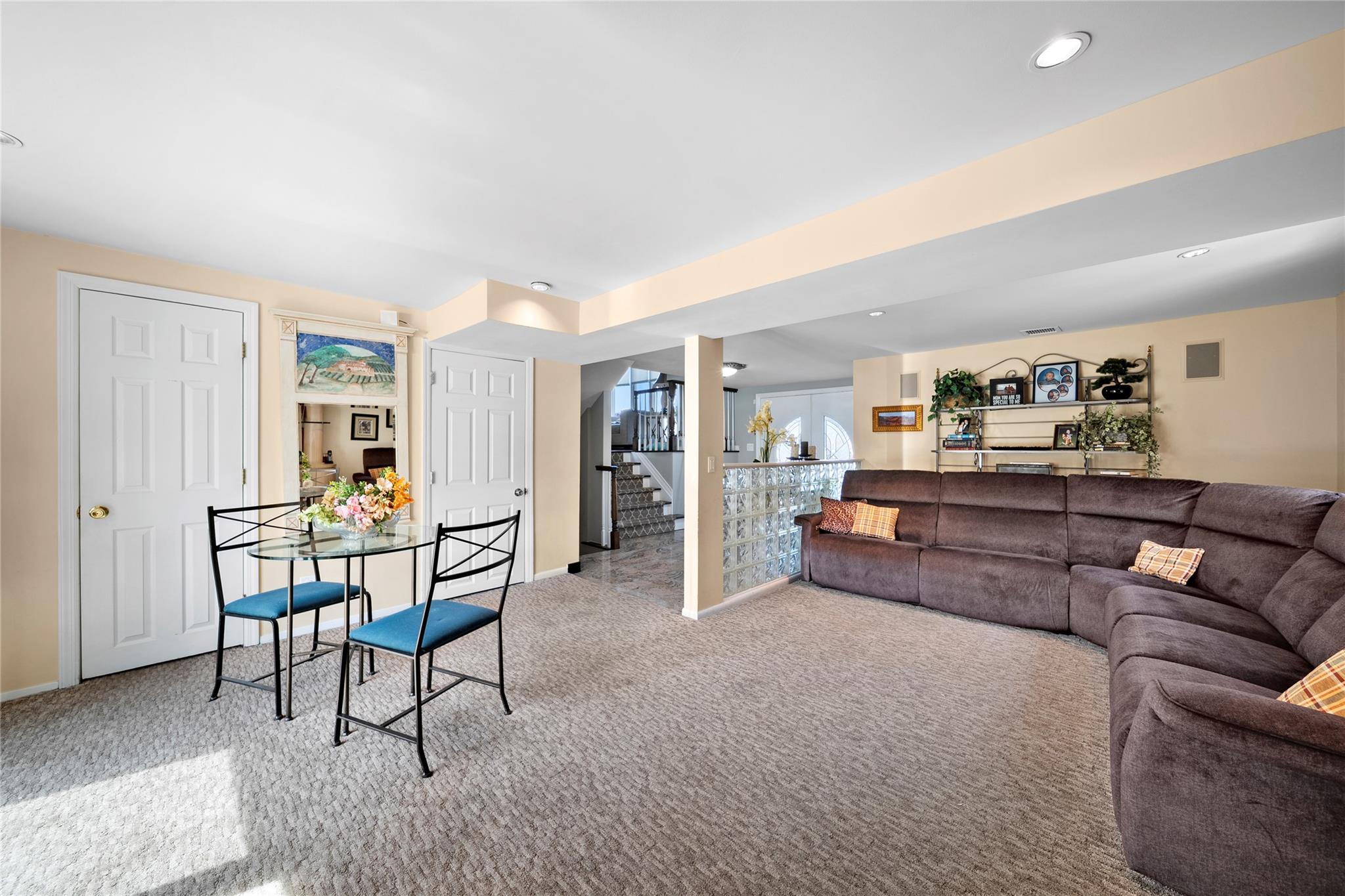 1346 Milanna Lane, Wantagh, New York image 22