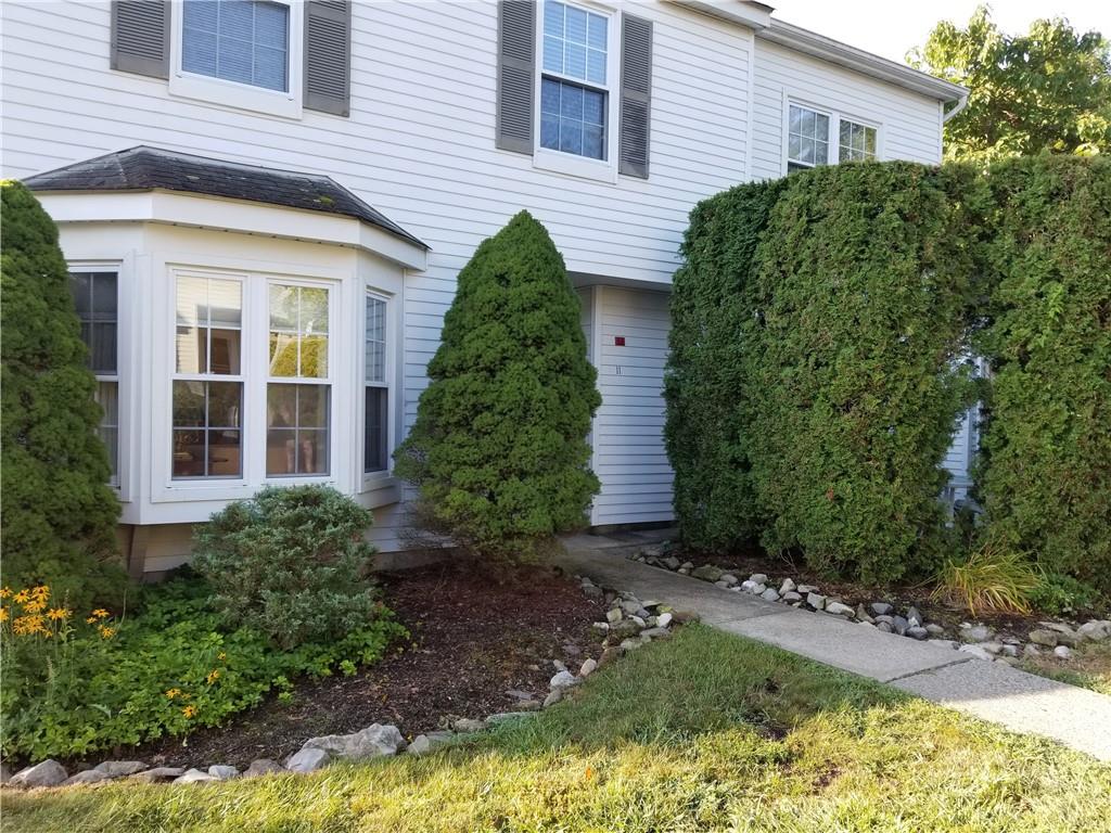Rental Property at Weathervane Way, Warwick, New York - Bedrooms: 3 
Bathrooms: 3 
Rooms: 6  - $3,250 MO.