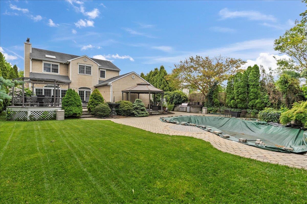 40 Carlisle Lane, East Islip, New York image 35