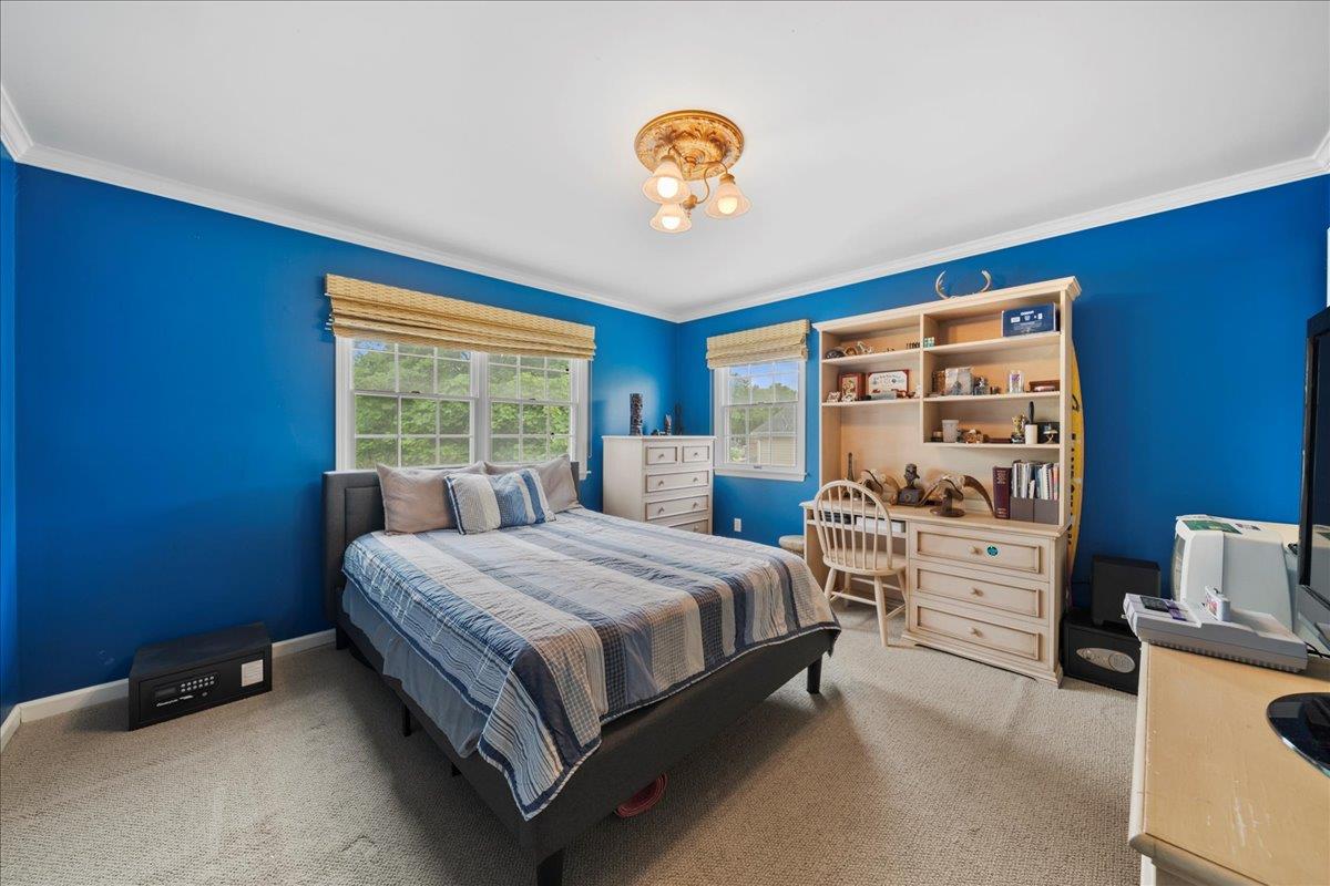 40 Carlisle Lane, East Islip, New York image 23