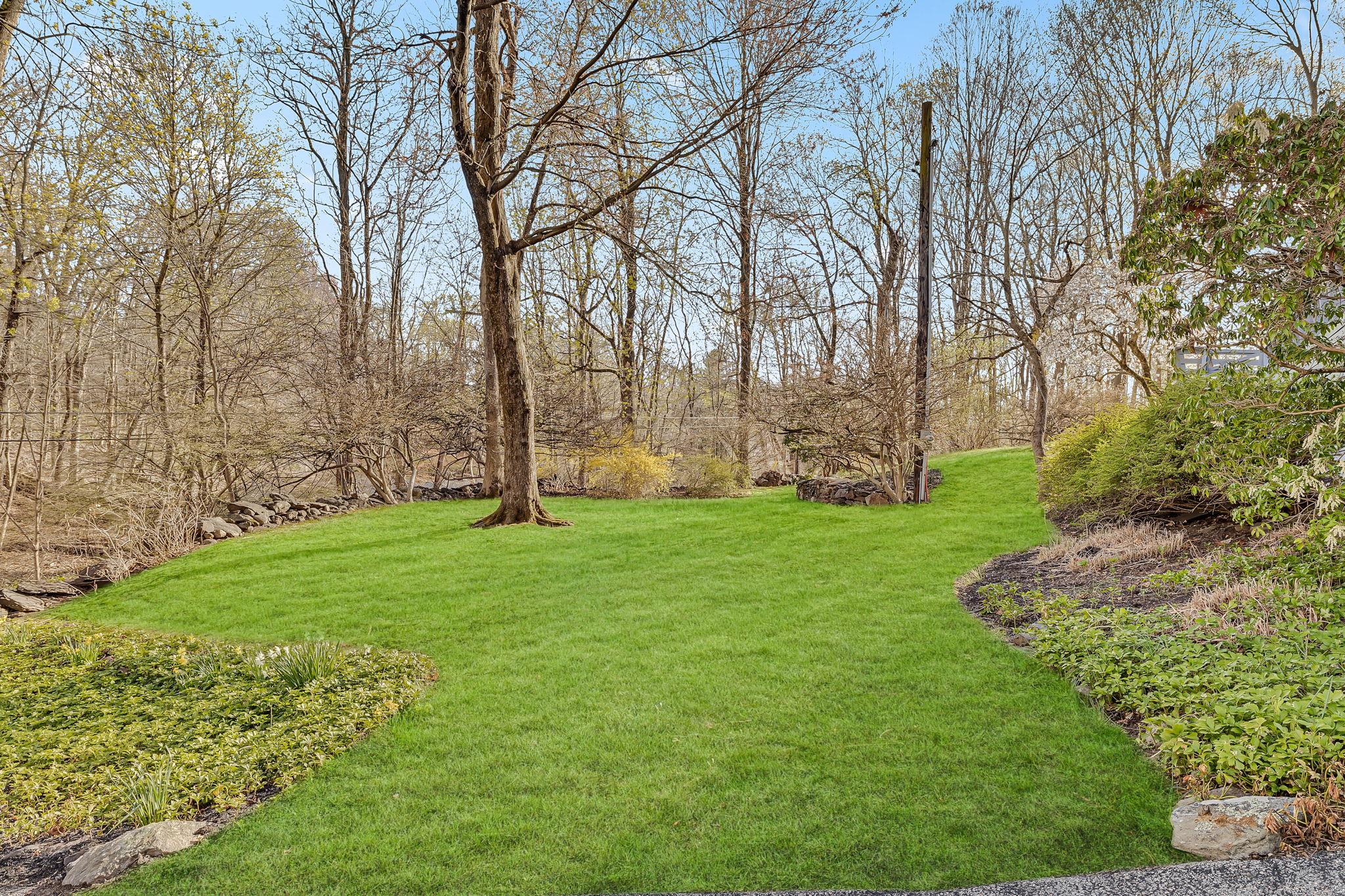 83 Inningwood Road, Millwood, New York image 36