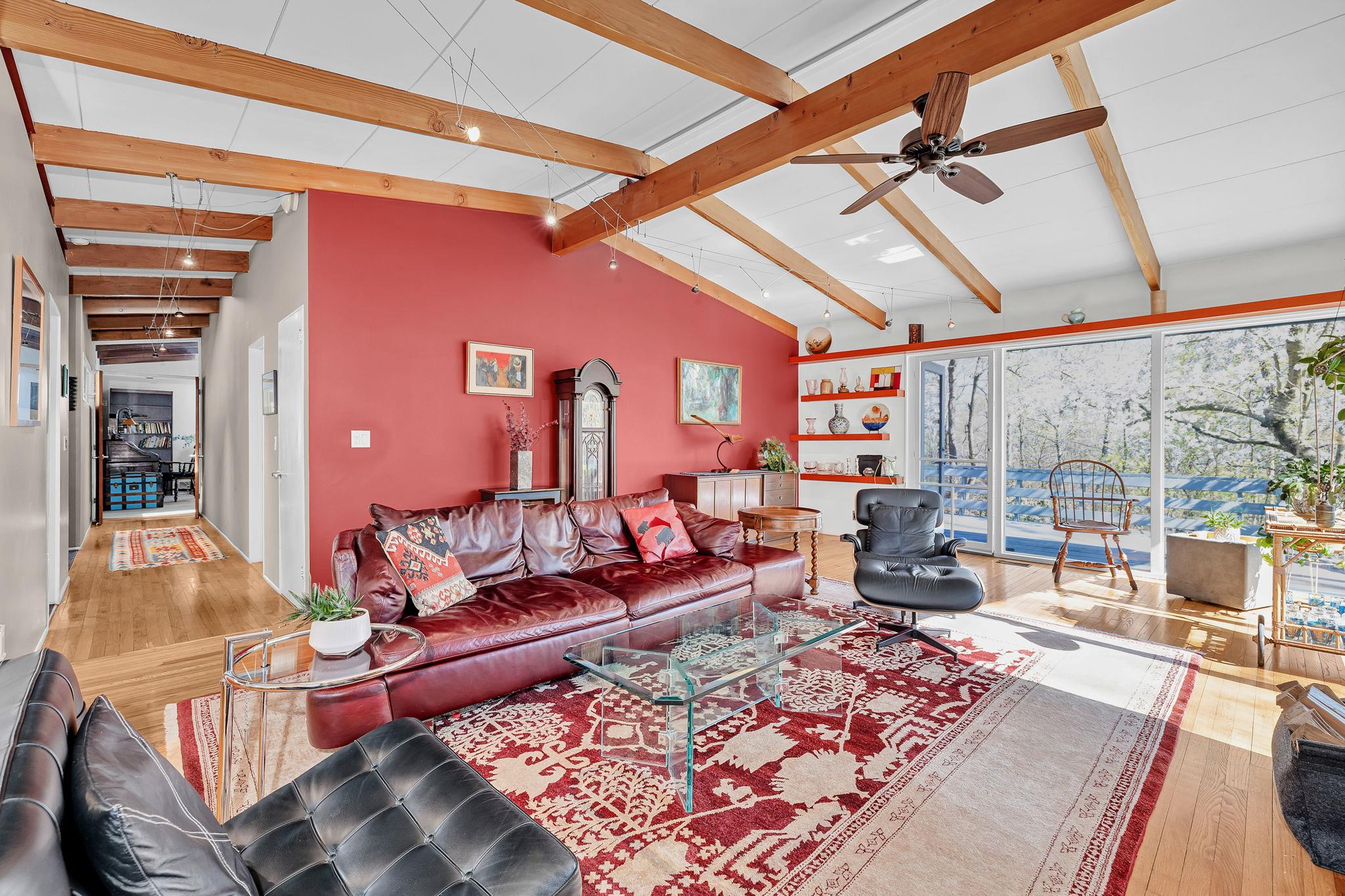 83 Inningwood Road, Millwood, New York image 6