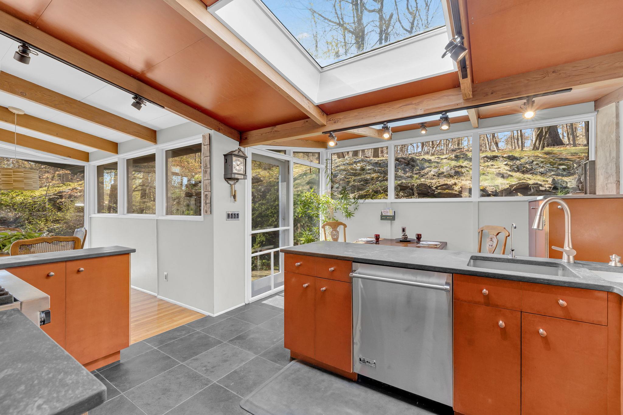 83 Inningwood Road, Millwood, New York image 16