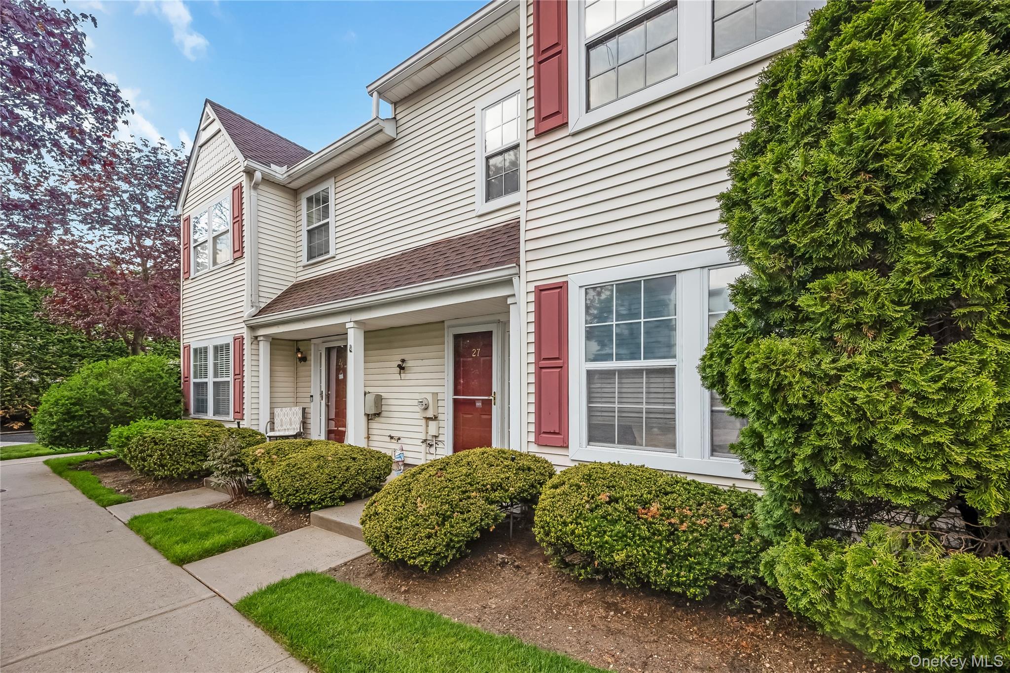 27 Stratford Green