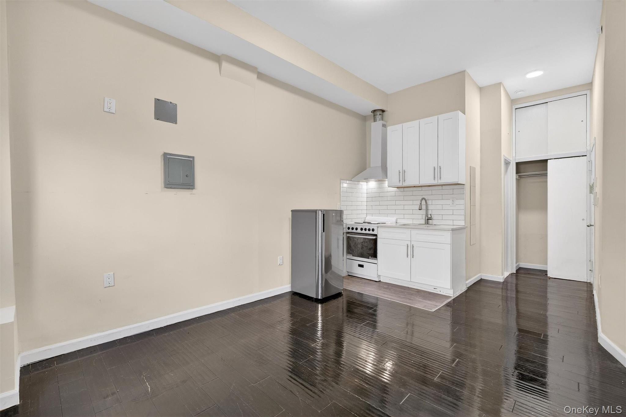 158 Willow Street 1C