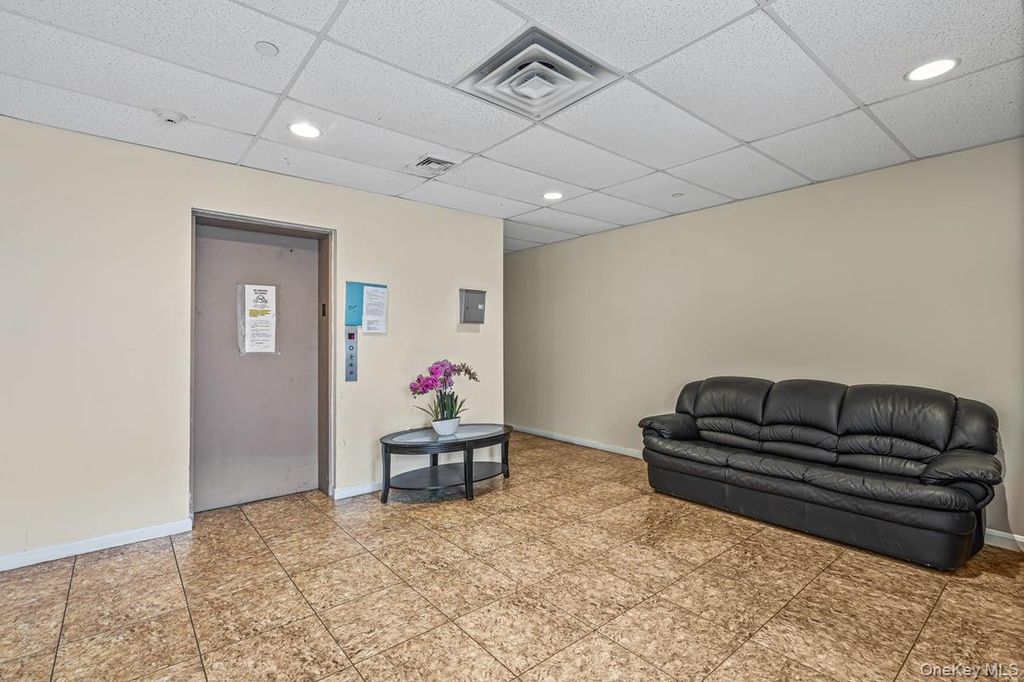 Photo of 71-33 162nd Street #B, Fresh Meadows, NY 11365 (MLS # 951333)