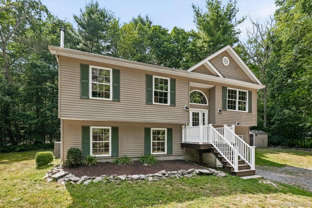 Photo of 135 Old Forestburg Road, Sparrowbush, NY 12780 (MLS # 1027774)