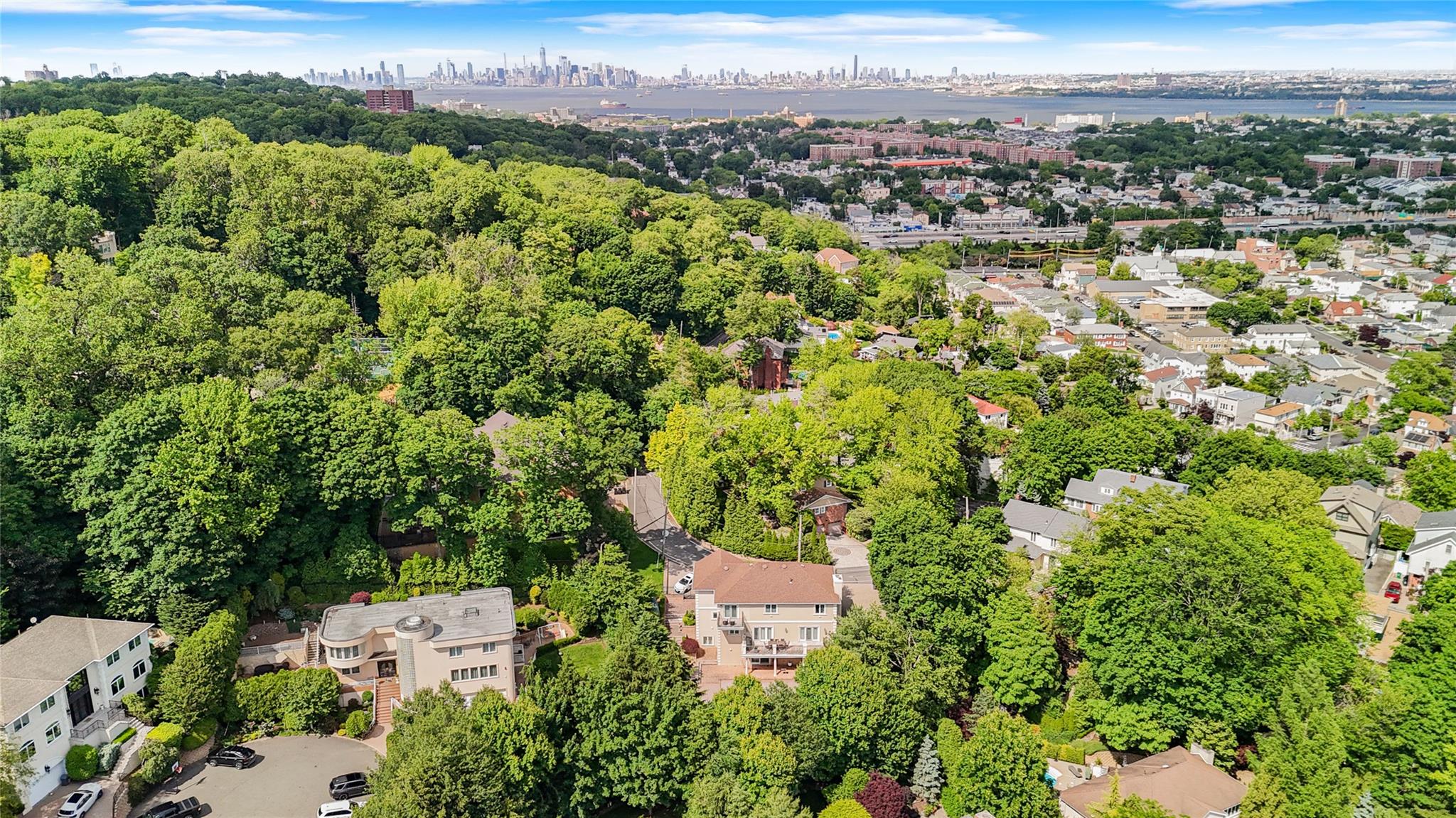 Staten Island, New York 10304, United States, 4 Bedrooms Bedrooms, ,4 BathroomsBathrooms,Residential,Active,154793