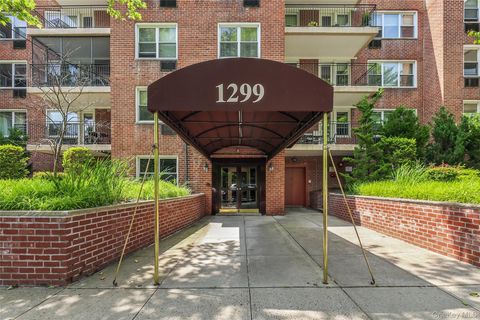 Homes For Sale - 1299 Palmer Avenue #225<br/> Larchmont, NY 10538