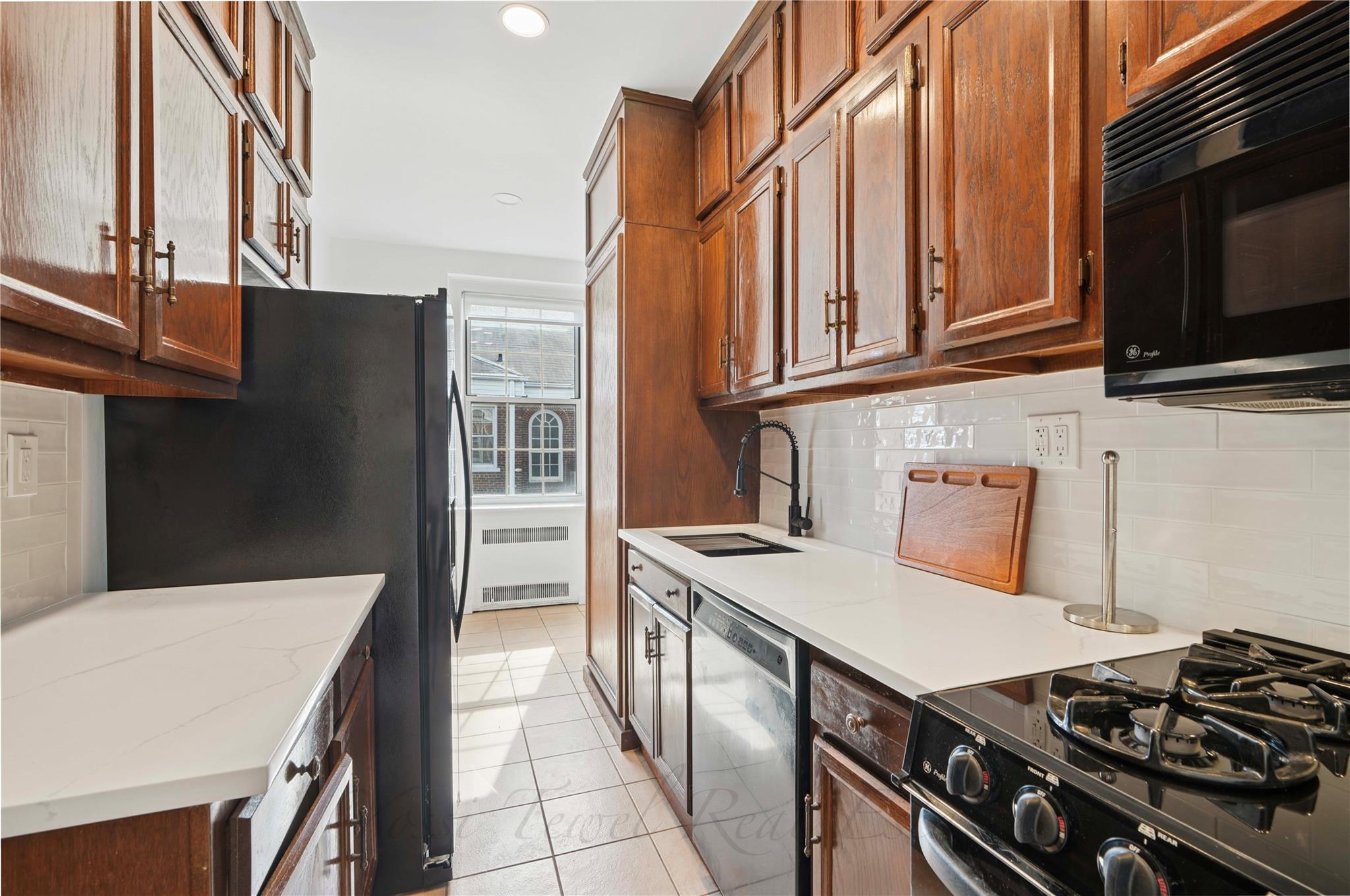1 Meadow #3FL-H, Woodmere, New York image 9
