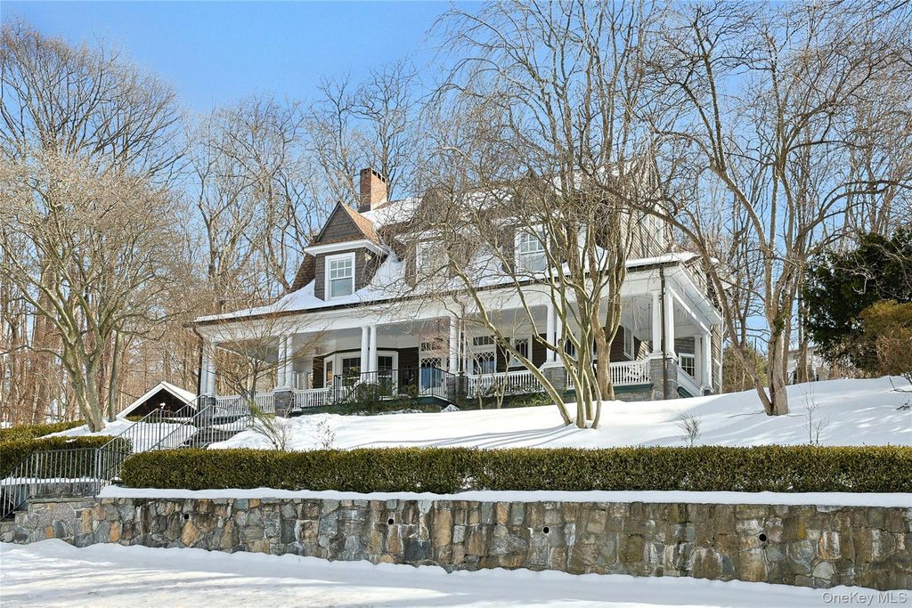 Photo of 182 Broadway, Dobbs Ferry, NY 10522 (MLS # 959830)