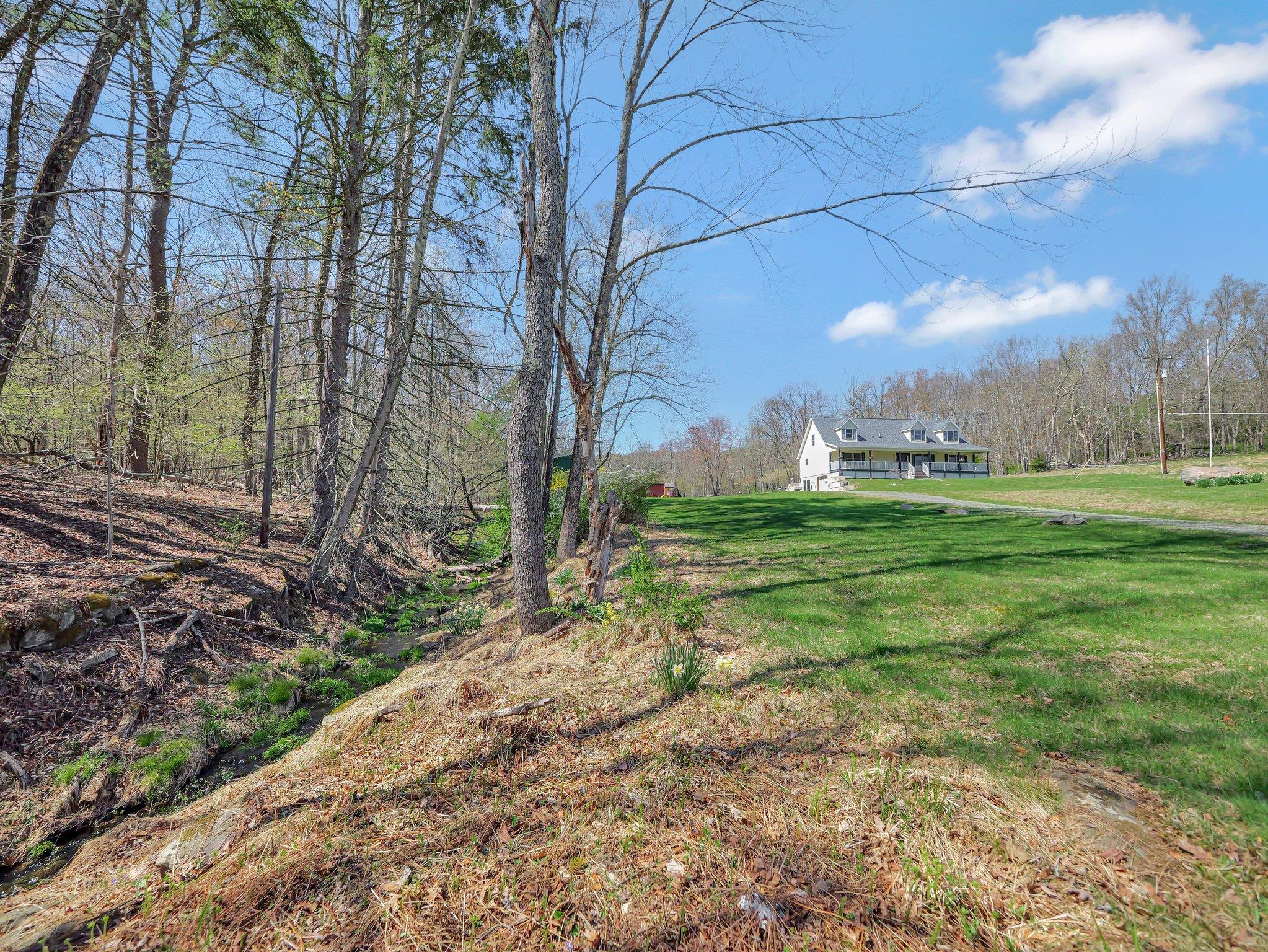 65 York Lake Road, Barryville, New York image 1