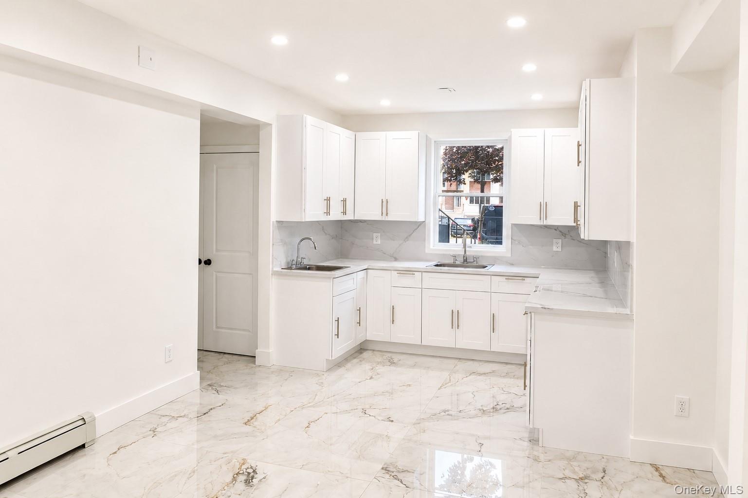 7 Stropkov Court 104