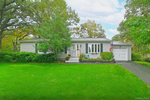 Photo of 87 9th Avenue, Holtsville, NY 11742 (MLS # 921265)