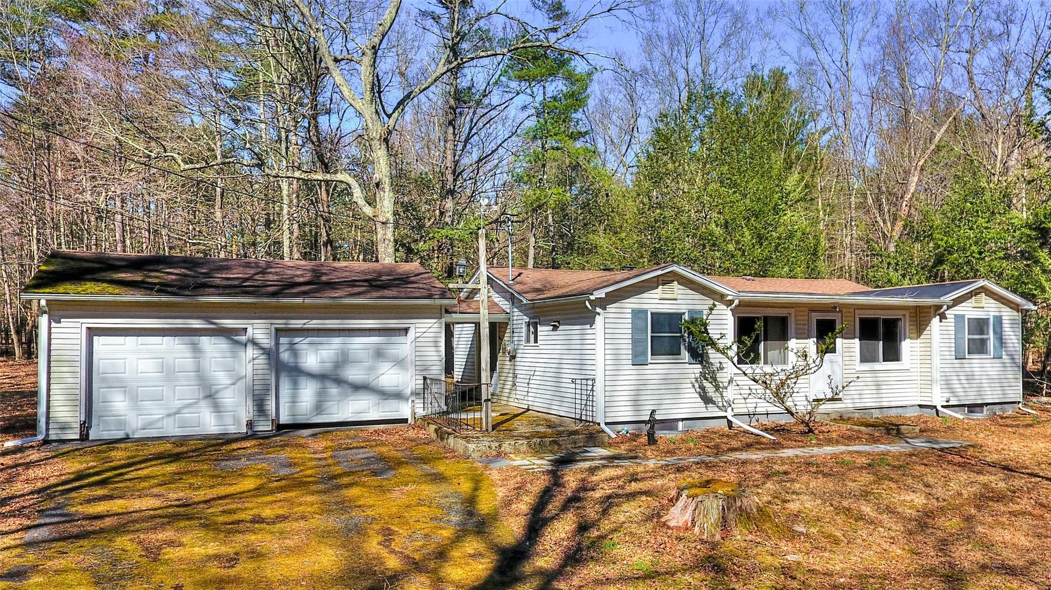 25 Van Buskirk Road, Saugerties, New York image 1
