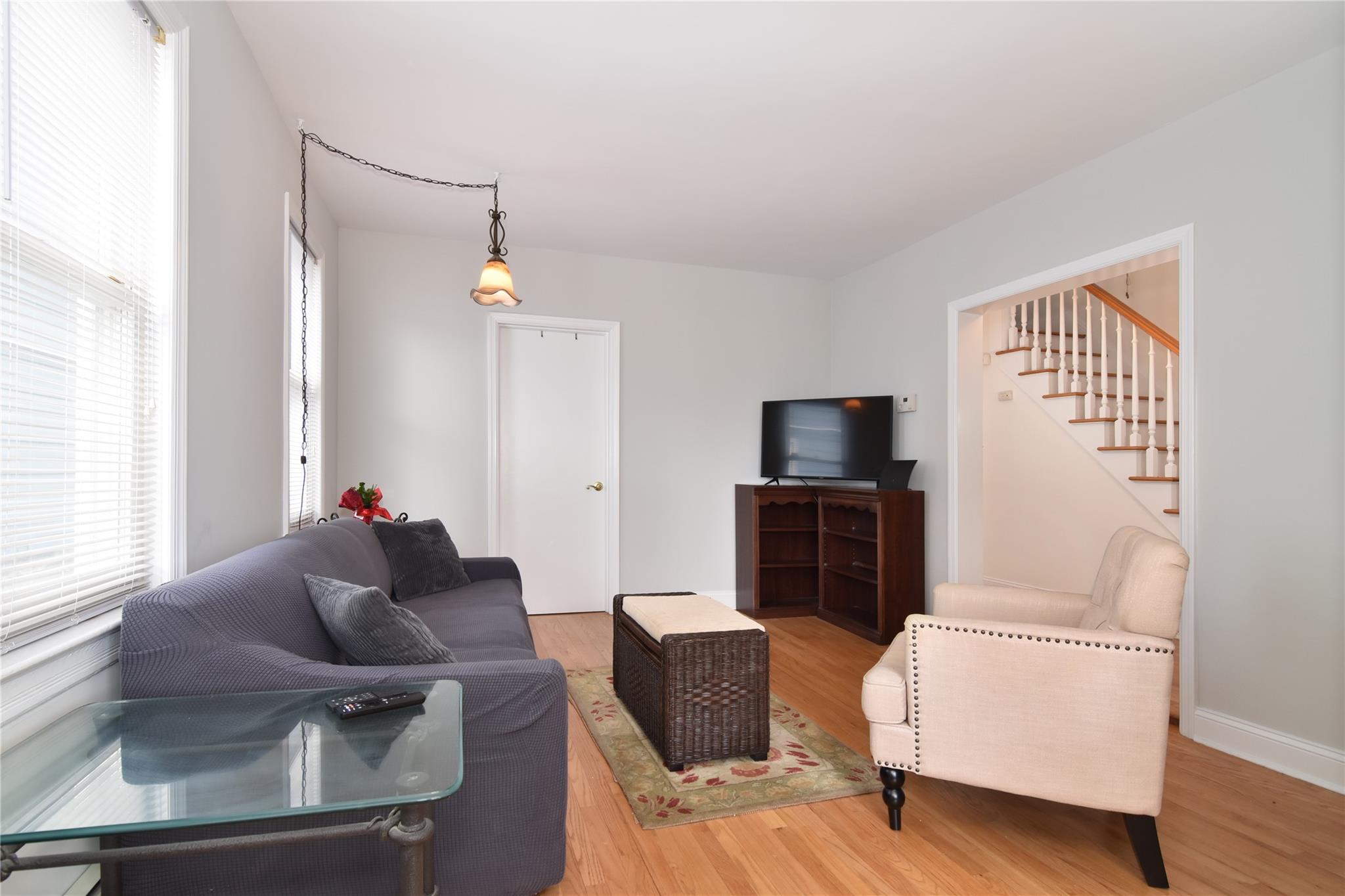 7 Parkland Avenue, Larchmont, New York image 6