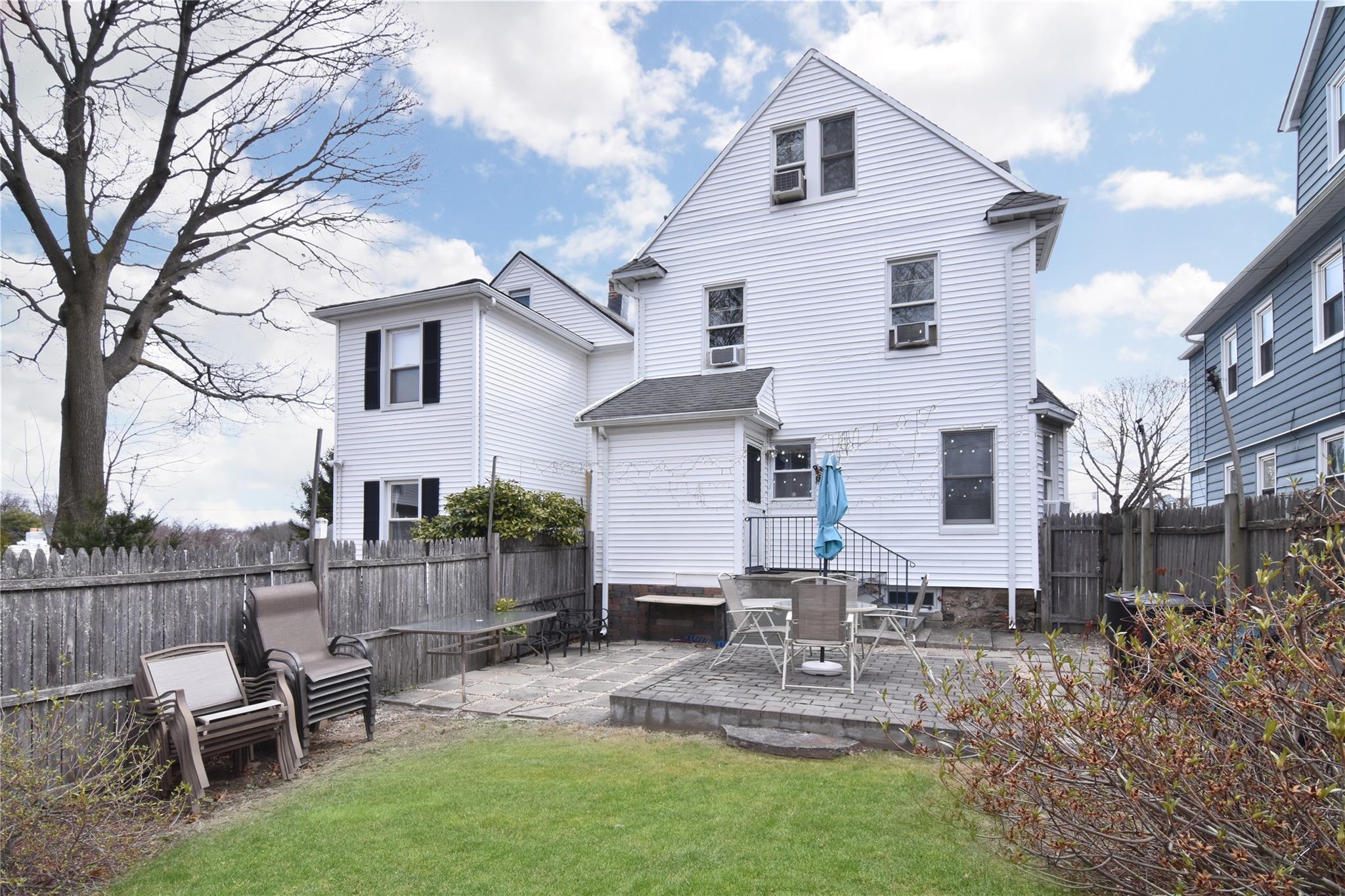 7 Parkland Avenue, Larchmont, New York image 22