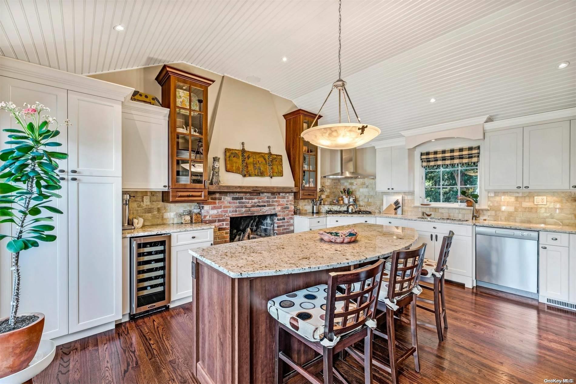 15405 Main Road, Mattituck, New York image 8