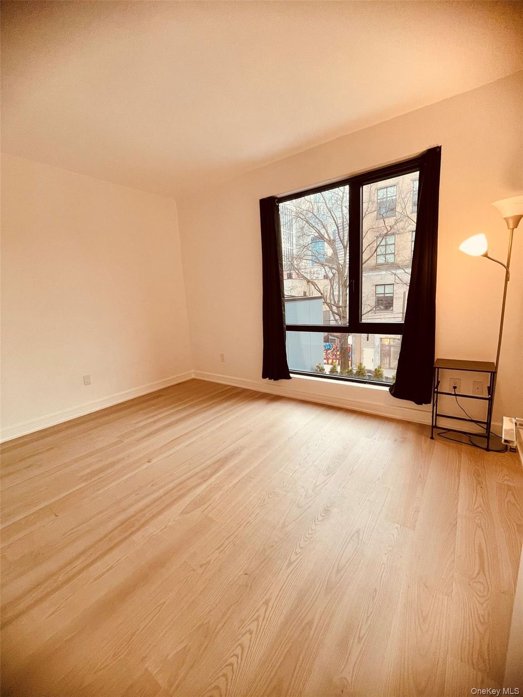 Photo of 27-09 40TH Avenue #3D, Long Island City, NY 11101 (MLS # 980532)