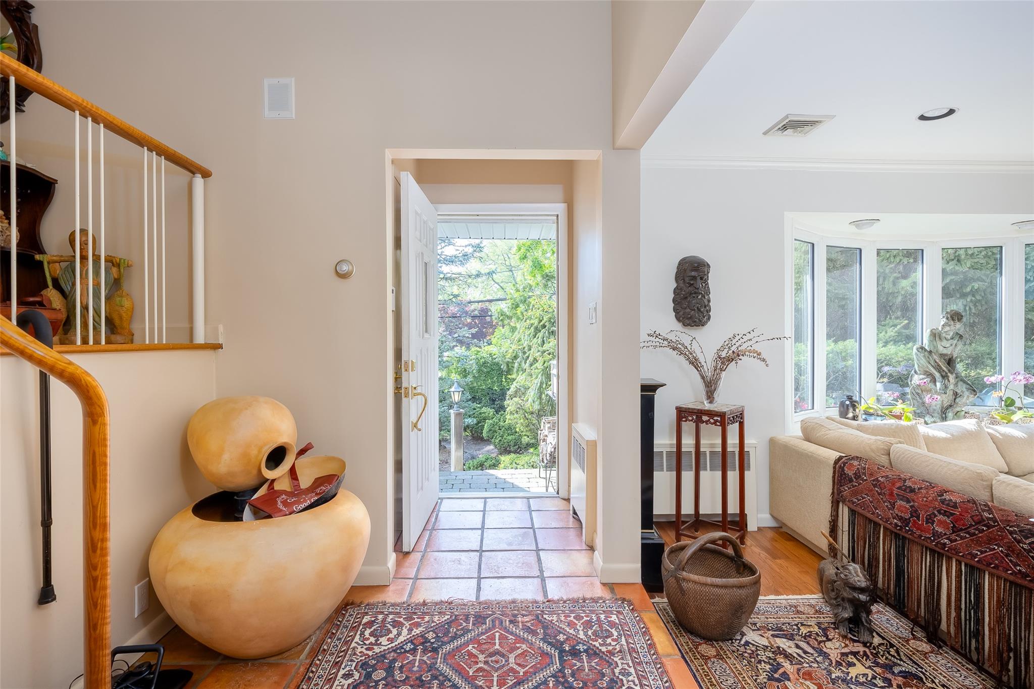 100 Marlborough Court, Rockville Centre, New York image 15