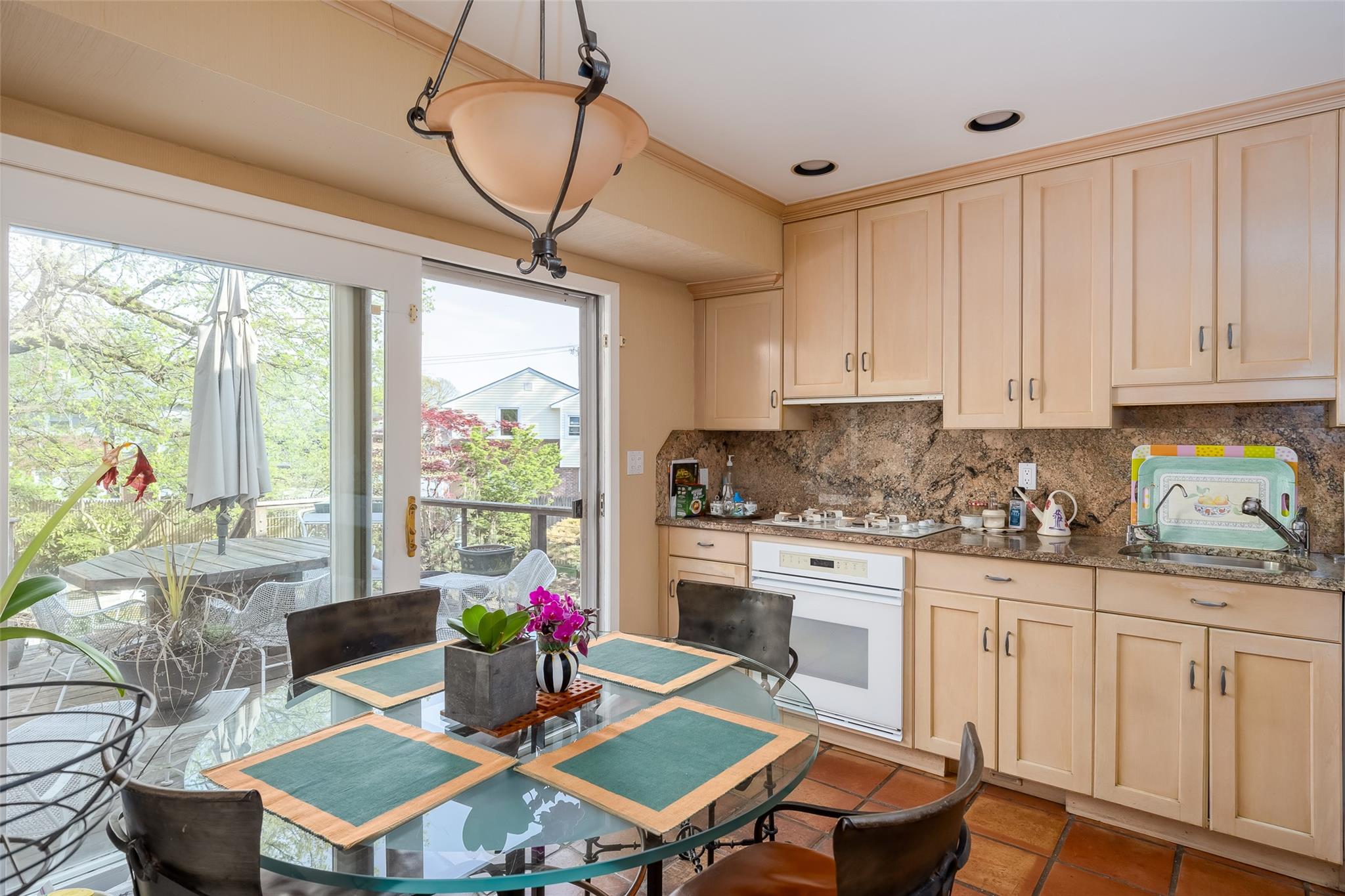 100 Marlborough Court, Rockville Centre, New York image 22