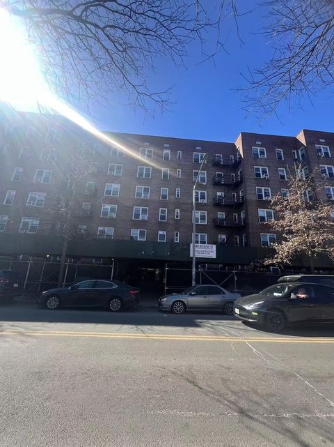 42-40 Bowne Street Unit 3C, Flushing, NY 11354 - MLS#: 831242
