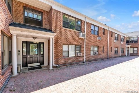 Homes For Sale - 1205 E Broadway #F-13<br/> Hewlett, NY 11557