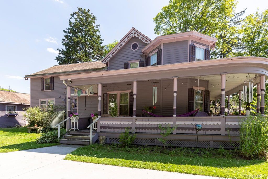 Photo of 4 Railroad Avenue, Staatsburg, NY 12580 (MLS # 921884)
