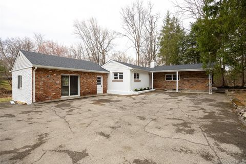 19 Creek Bend Road Hopewell Junction NY 12533