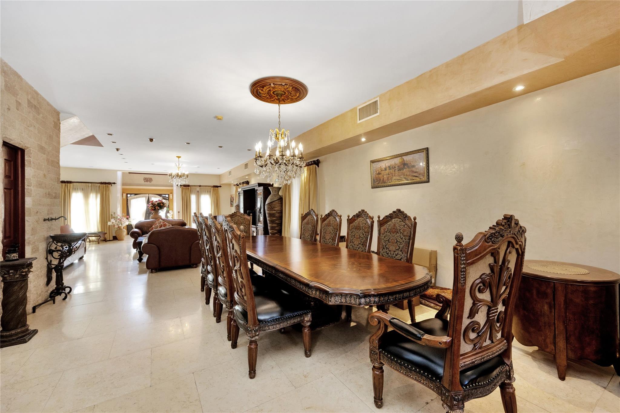 186-31 Radnor Road, Jamaica Estates, New York image 6