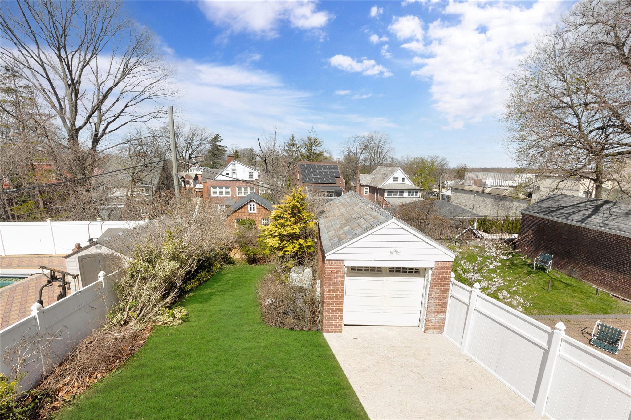 186-31 Radnor Road, Jamaica Estates, New York image 28