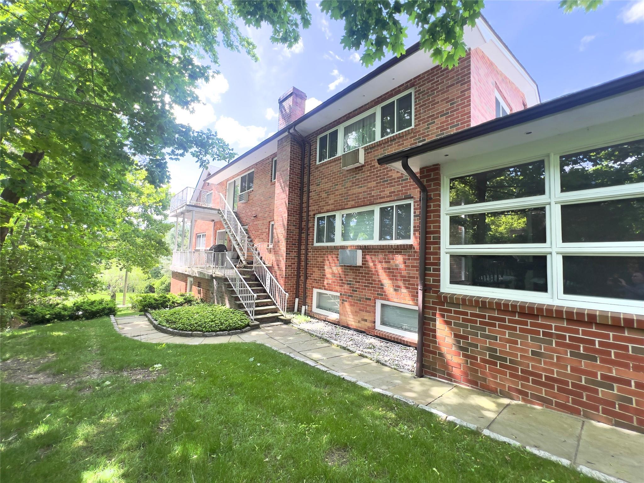 500 North Lake Boulevard, Mahopac, New York image 7