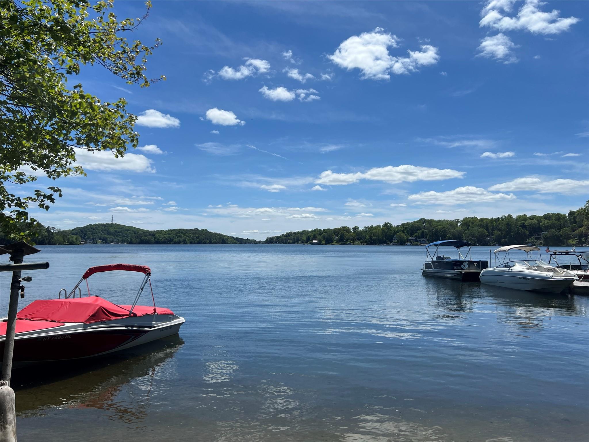 500 North Lake Boulevard, Mahopac, New York image 2