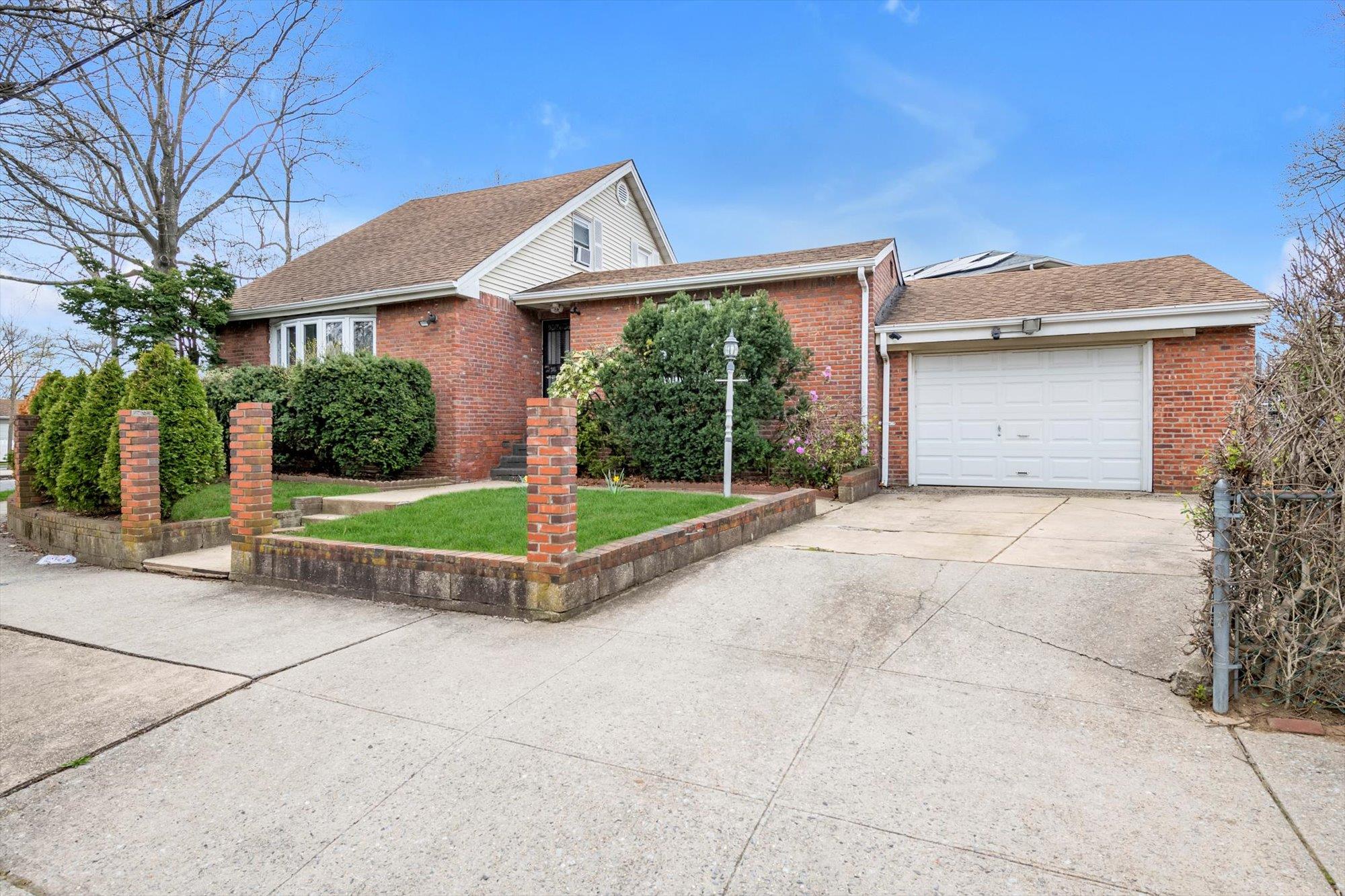 143-94 232nd Street, Springfield Gardens, New York image 2