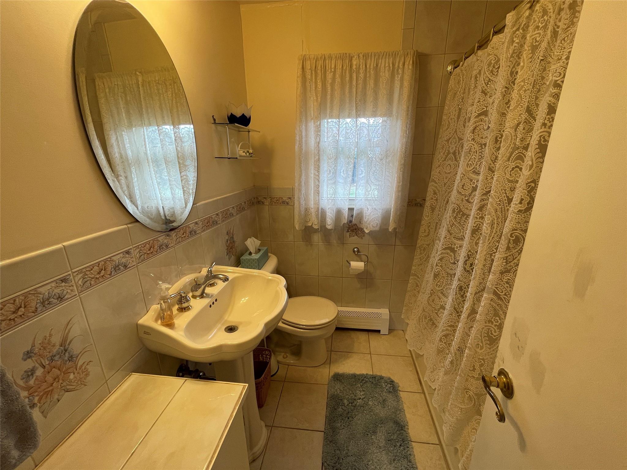 16 N Guilette Place, Amityville, New York image 24