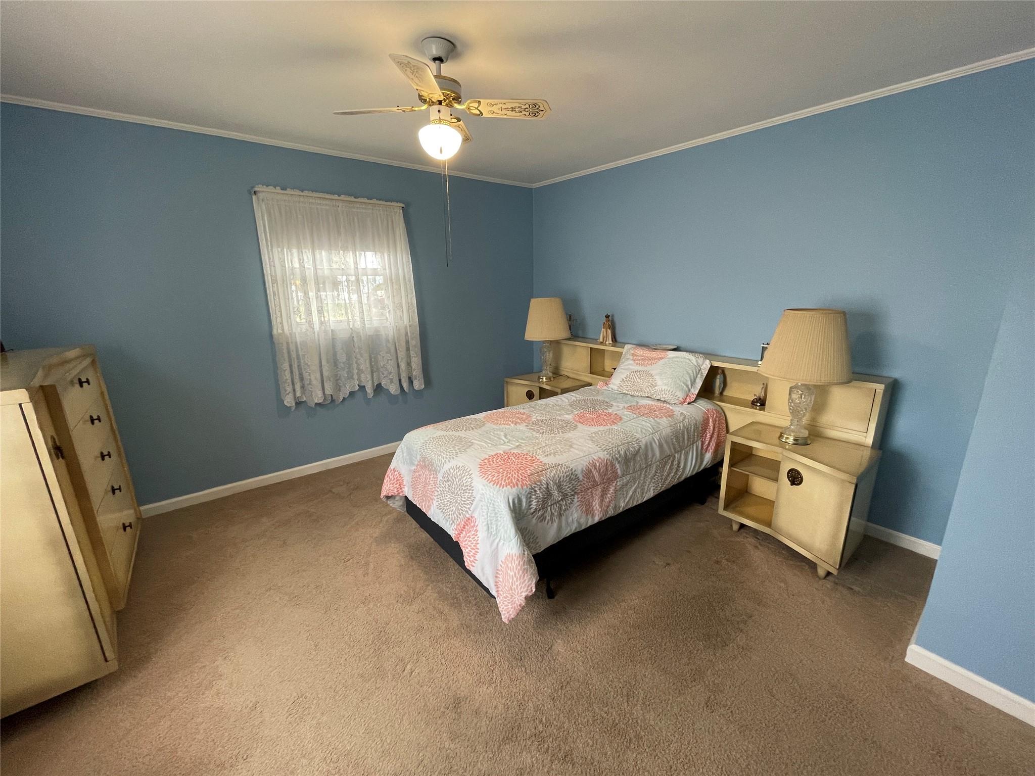 16 N Guilette Place, Amityville, New York image 21