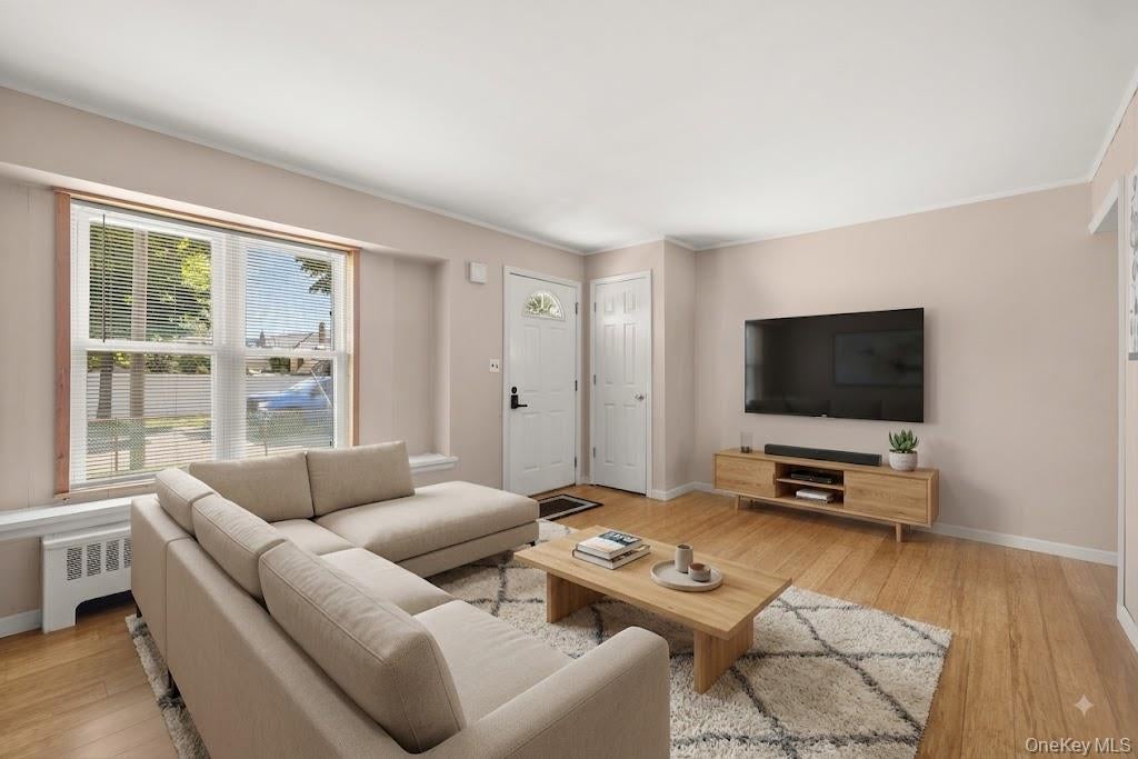 163 Buffalo Avenue - Photo 2