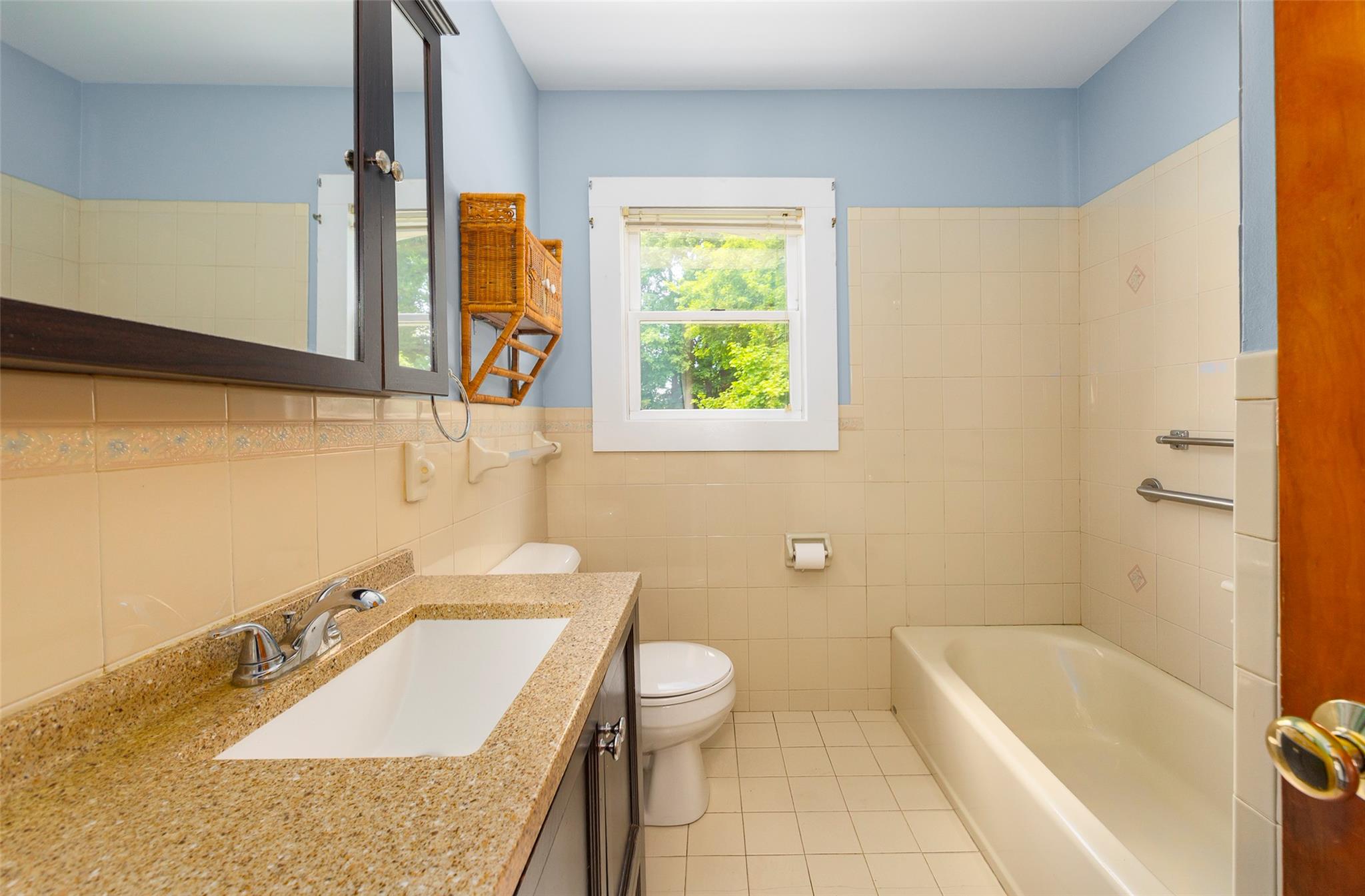 16 Carmen Drive, Poughkeepsie, New York image 16