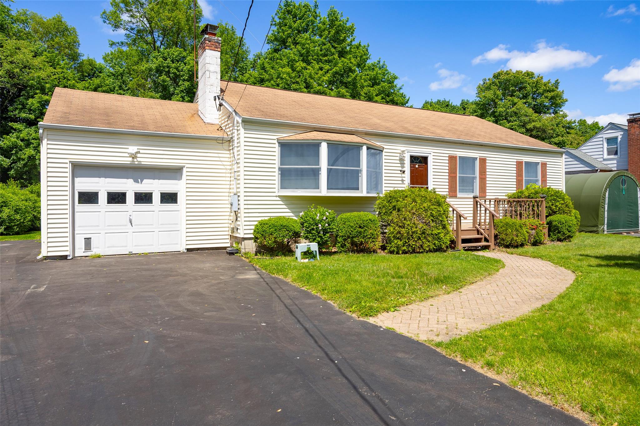 16 Carmen Drive, Poughkeepsie, New York image 26