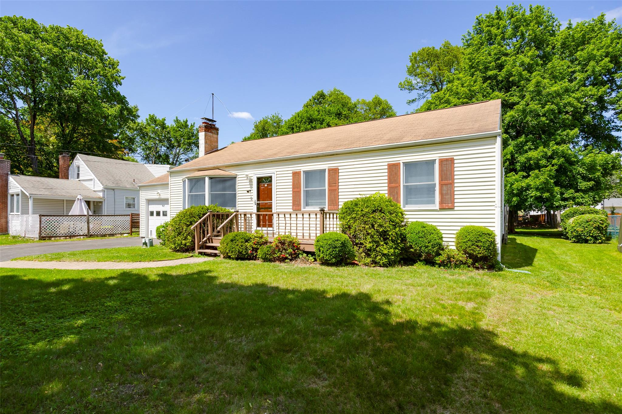 16 Carmen Drive, Poughkeepsie, New York image 2