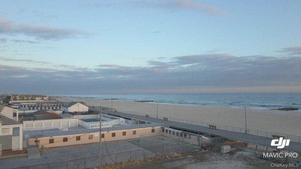 1815 Ocean Boulevard