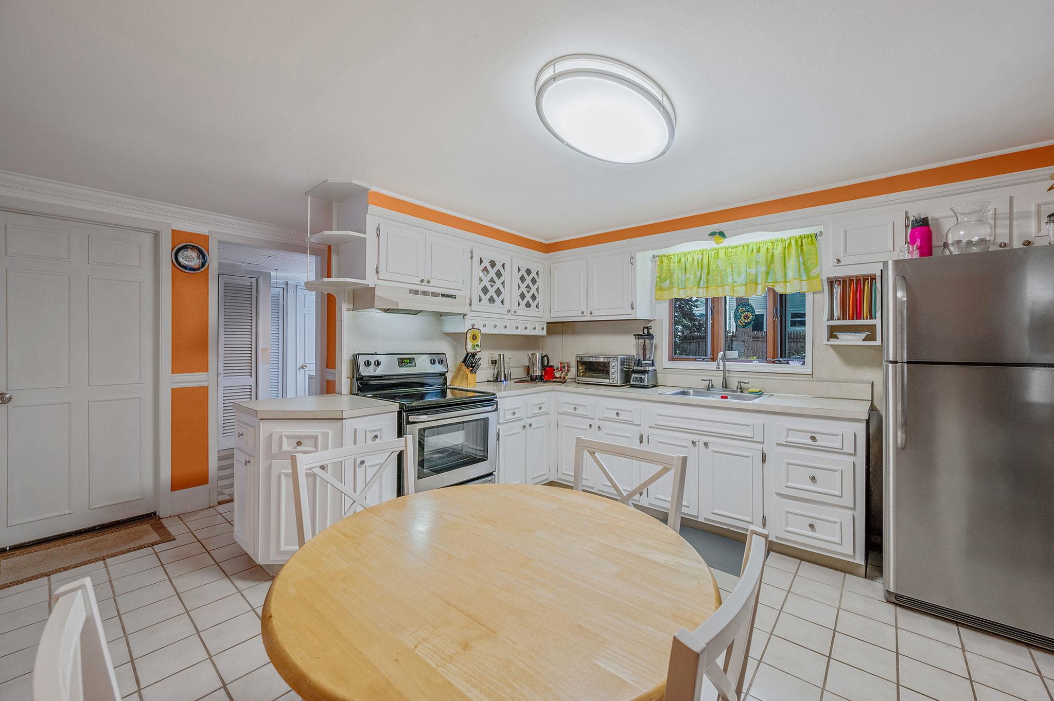 5 Dearborn Avenue, Patchogue, New York image 12