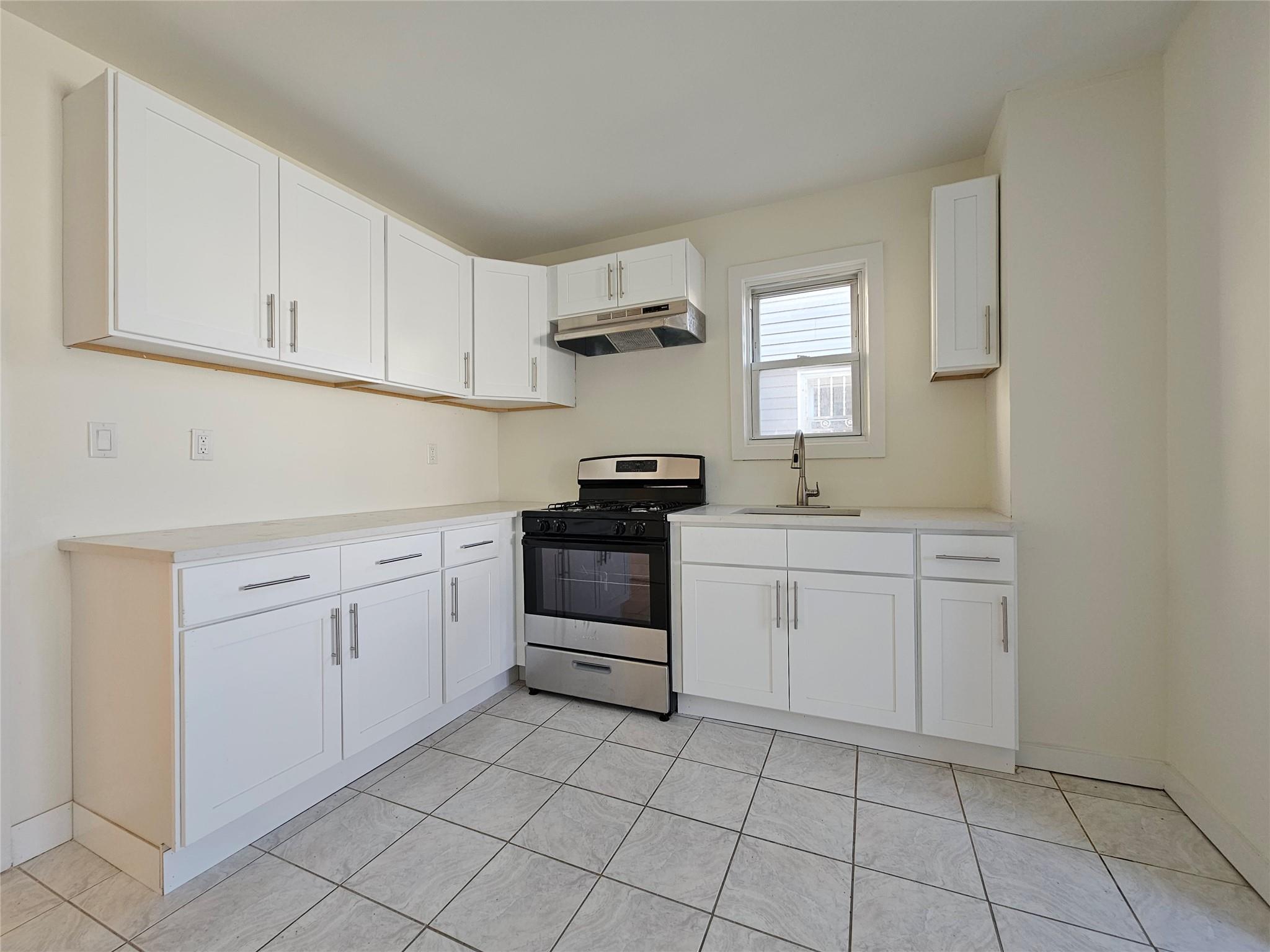 11149 Van Wyck Expressway, Jamaica, New York image 10