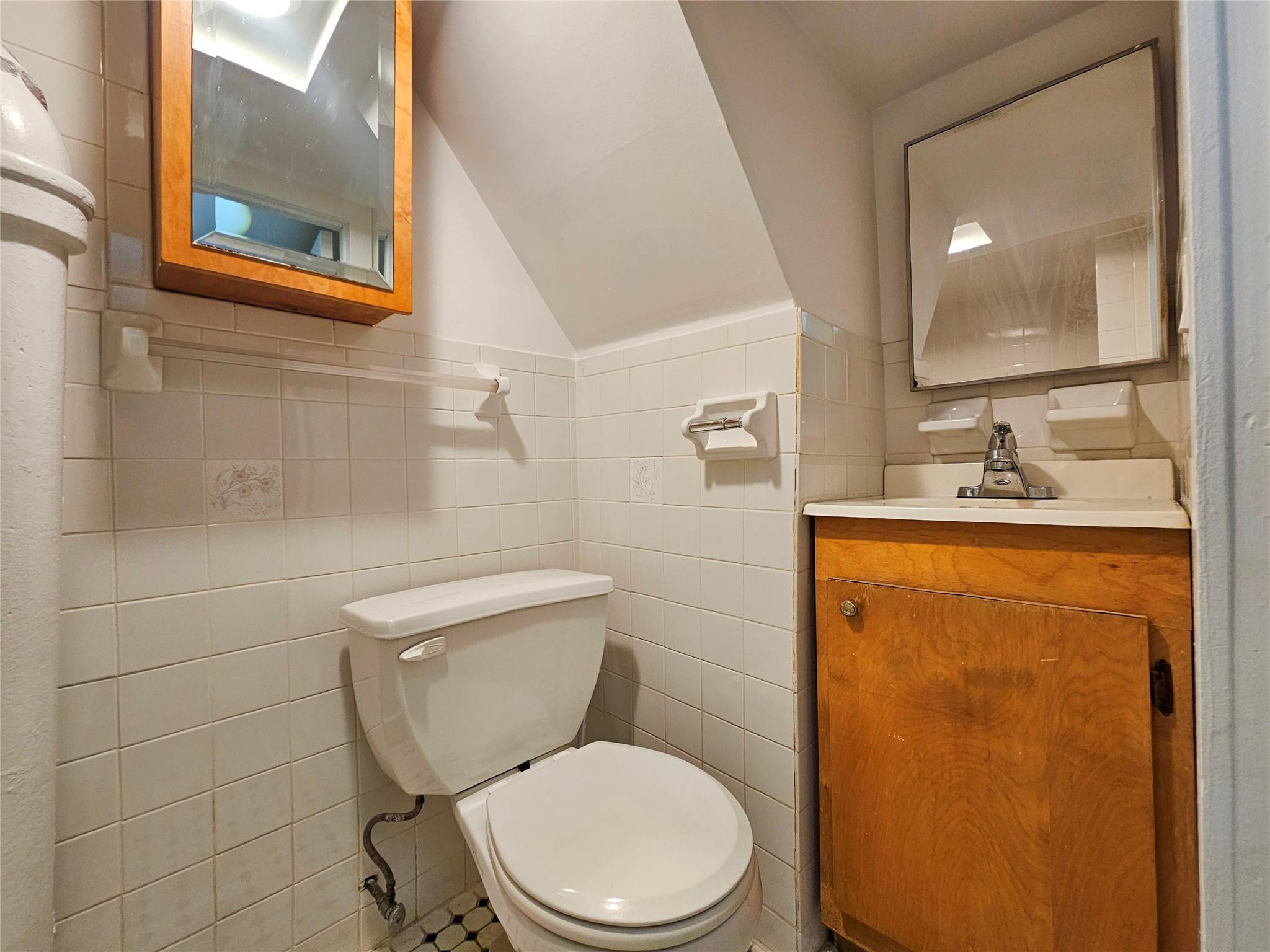 11149 Van Wyck Expressway, Jamaica, New York image 27