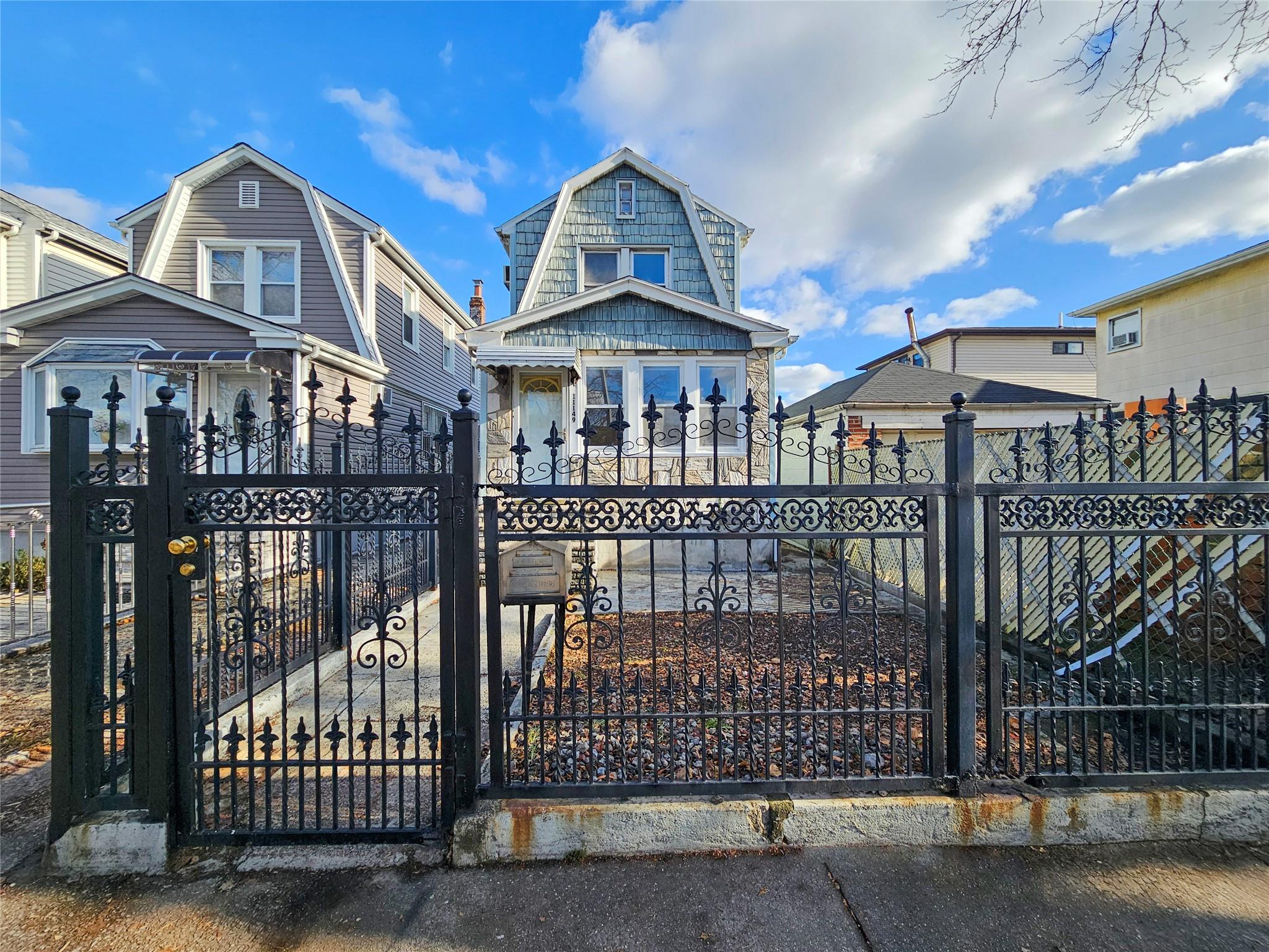 11149 Van Wyck Expressway, Jamaica, New York image 1